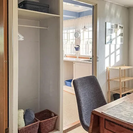 아파트 Cozy In With Kitchen Fåborg
